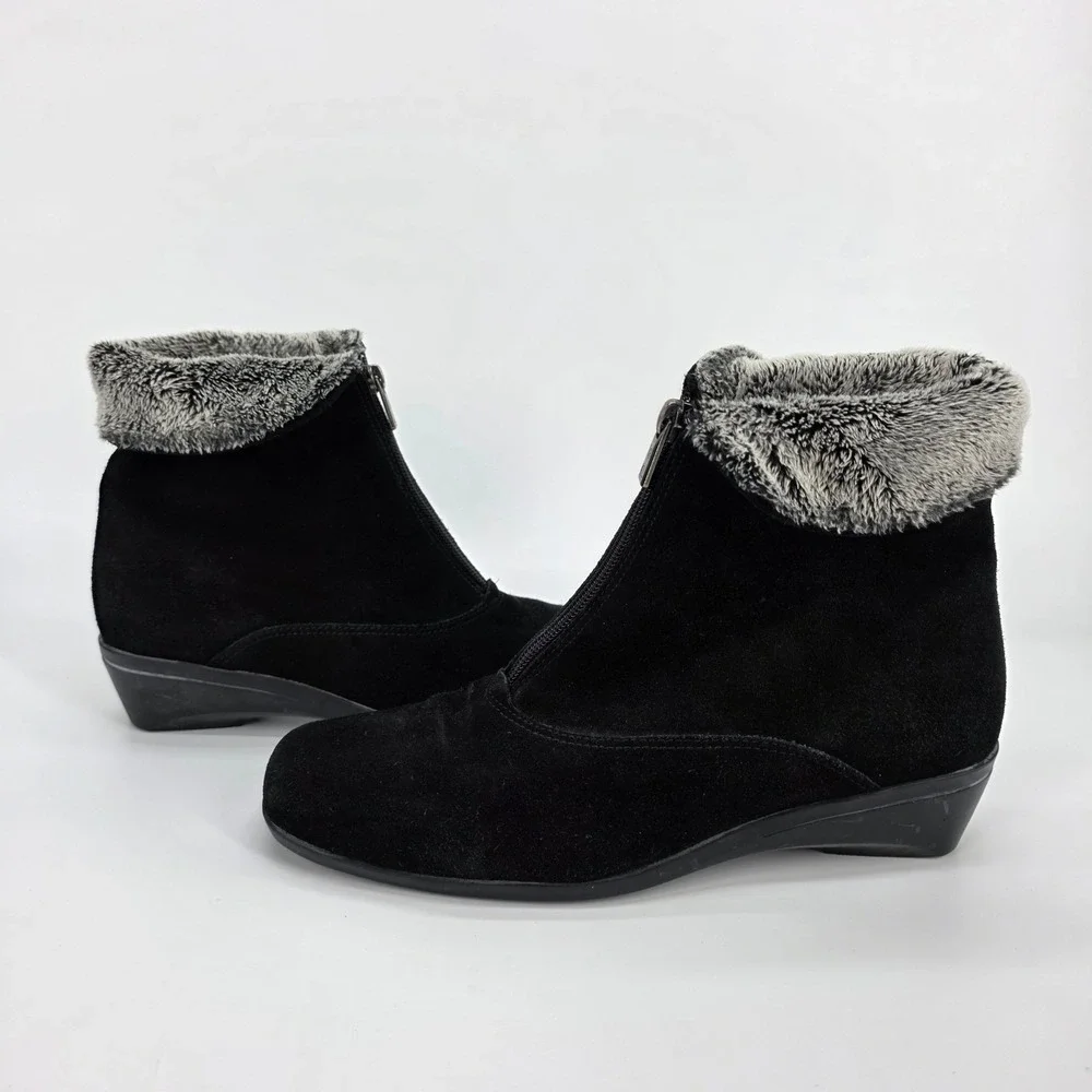 La Canadienne Waterproof Suede Ankle Boots Evitta 9.5 M Black Faux Fur Lined Zip